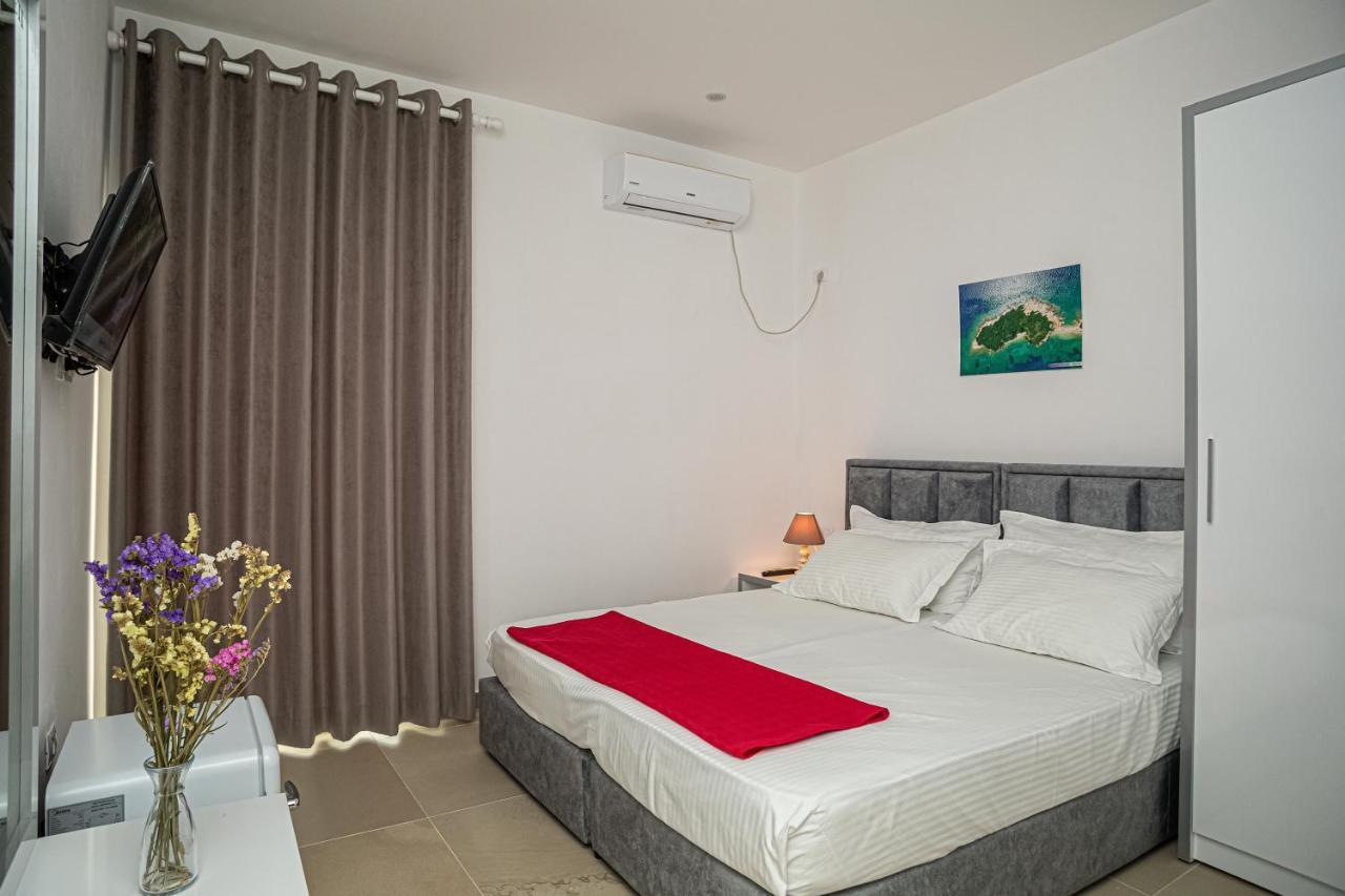 Hotel Sunset Gl Vlora Kültér fotó