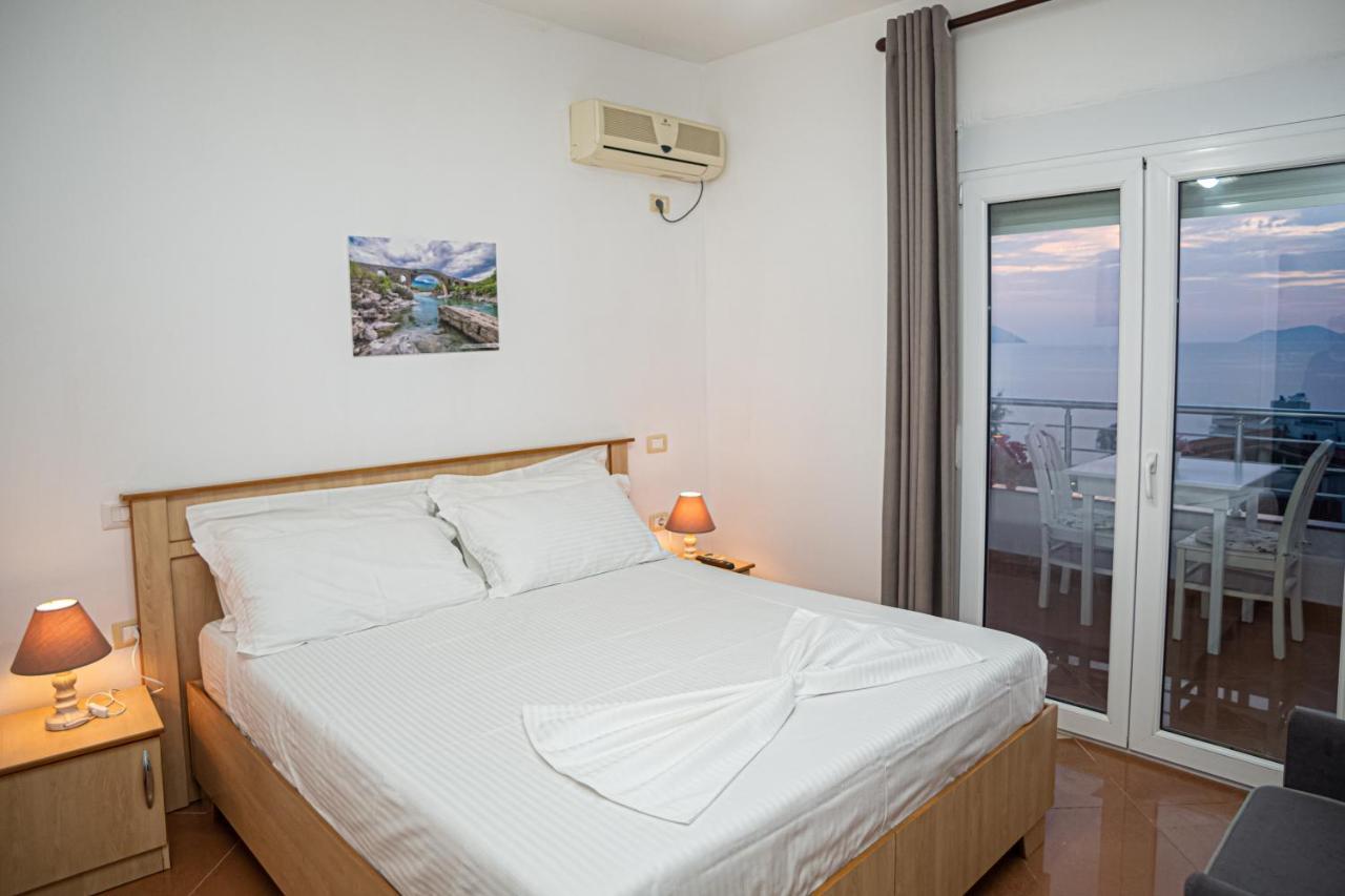 Hotel Sunset Gl Vlora Kültér fotó